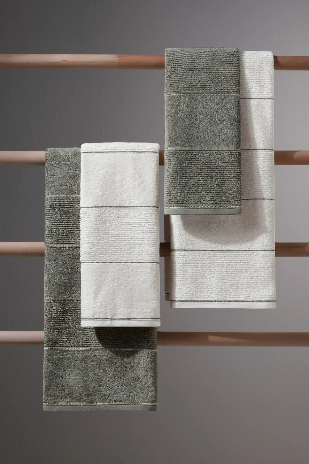 2Bath&2Face Carmine Set Olive Extra Soft Modern Cotton 50x90 70x140 cm